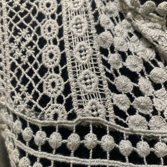 The Impeccable Pig Top Size Medium - Picture 3 of 6